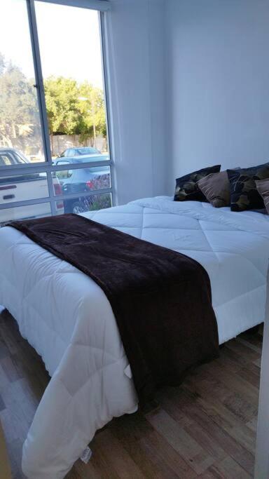 Depto. Cond Reinos Franco - Three-Bedroom Apartment - 7