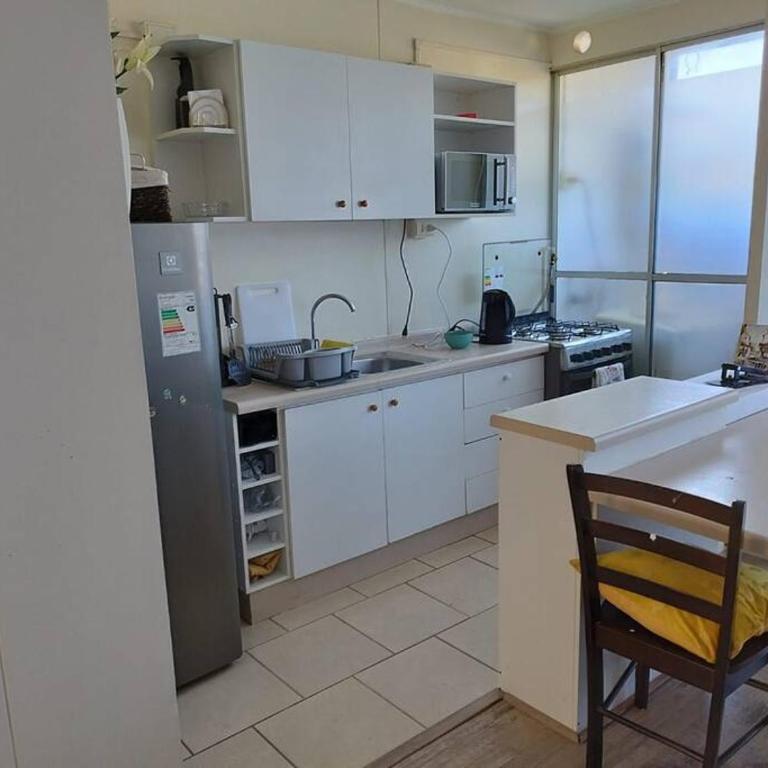 Depto. Cond Reinos Franco - Three-Bedroom Apartment - 10