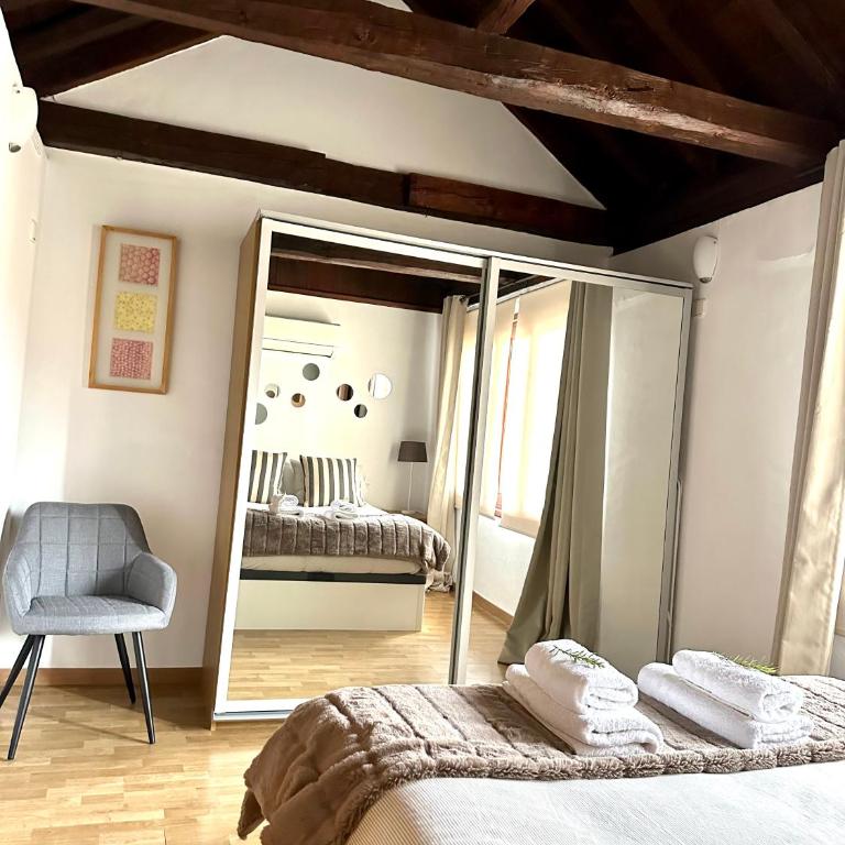 Apart. Palacio Canónigo 7 - Junto Catedral - Apartamento de 1 dormitorio - 10