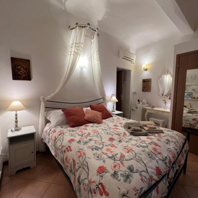 Home Milù - Milù Holidays Firenze - Camera Matrimoniale con Bagno Privato - 34