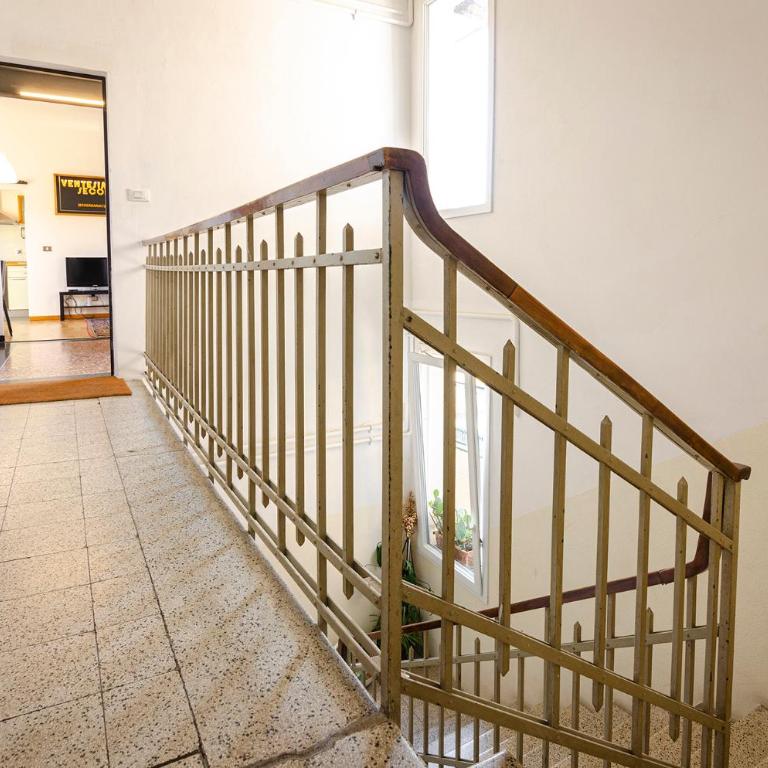 Di Vincenzo 4 - Appartamento con 2 Camere da Letto - 32