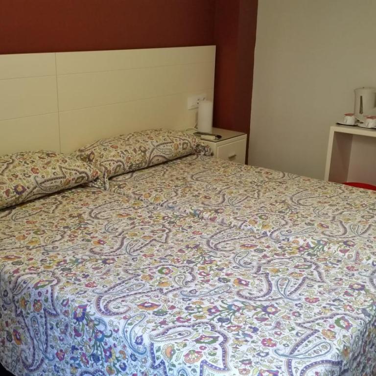 Hostal San Vicente II - Habitación Doble - 1 o 2 camas - 3