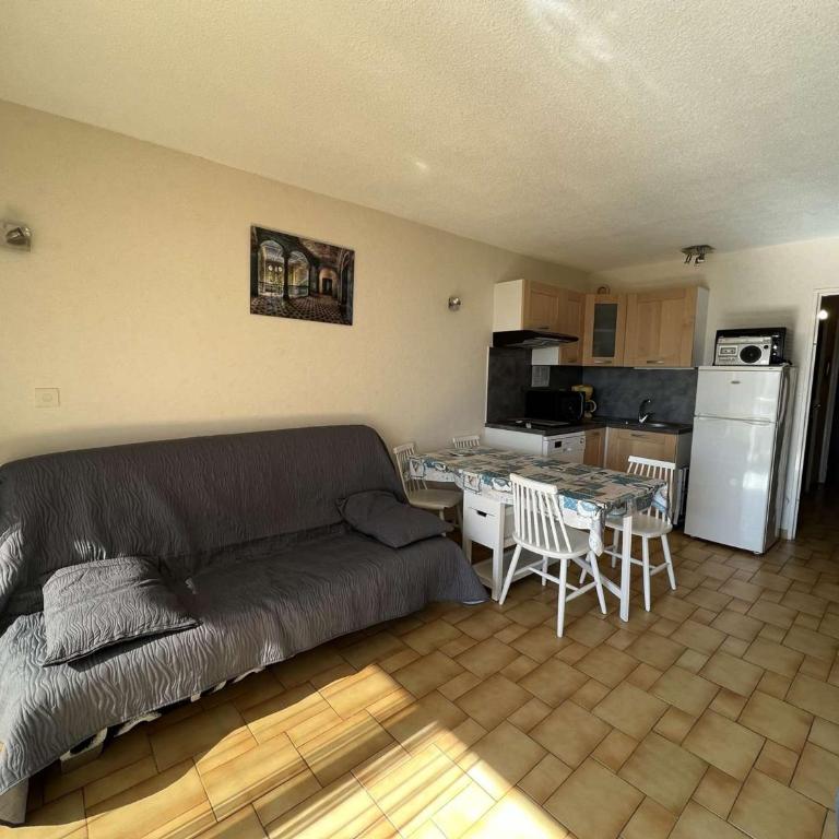 Studio cabine avec piscine, parking, climatisation et animaux admis - FR-1-702-33 - Studio - 4
