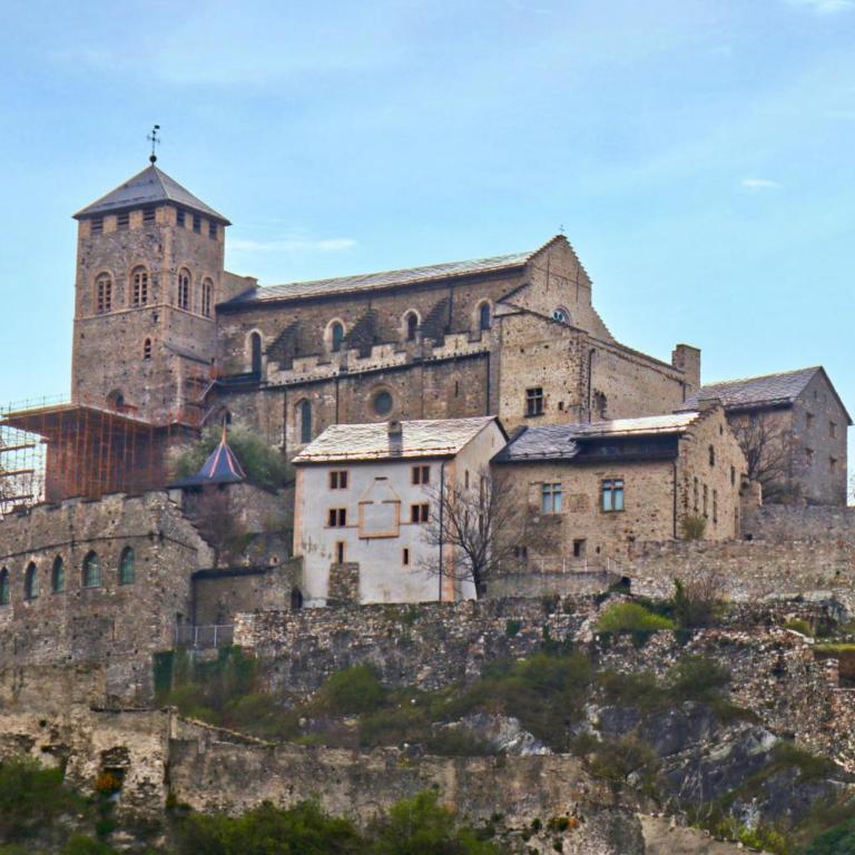 Duplex de charme au cœur de la vieille ville de Sion - Apartment mit 3 Schlafzimmern - 17