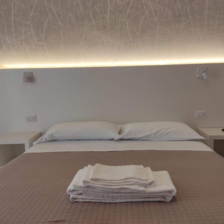Albergo Conca d'Oro - Camera Familiare con Balcone - 5