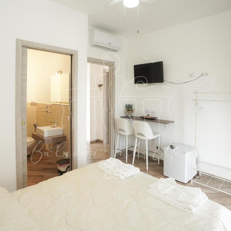 Balconi sul mare - Camera Matrimoniale con Balcone e Vista Mare - 26