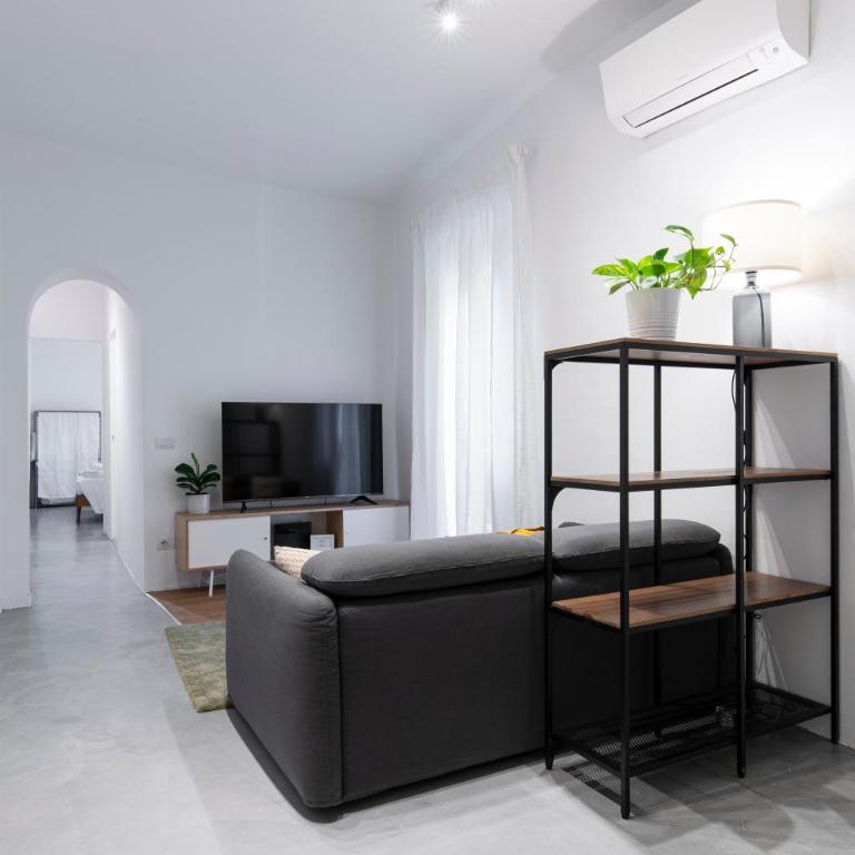 San Frediano Elegant - One-Bedroom Apartment - 5