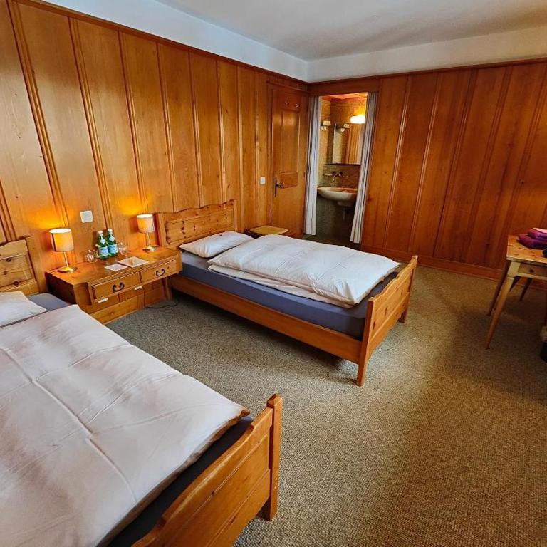 Arche de Noé B&B - Chambre Double avec Salle de Bains Commune - Rez-de-Chaussée - 3