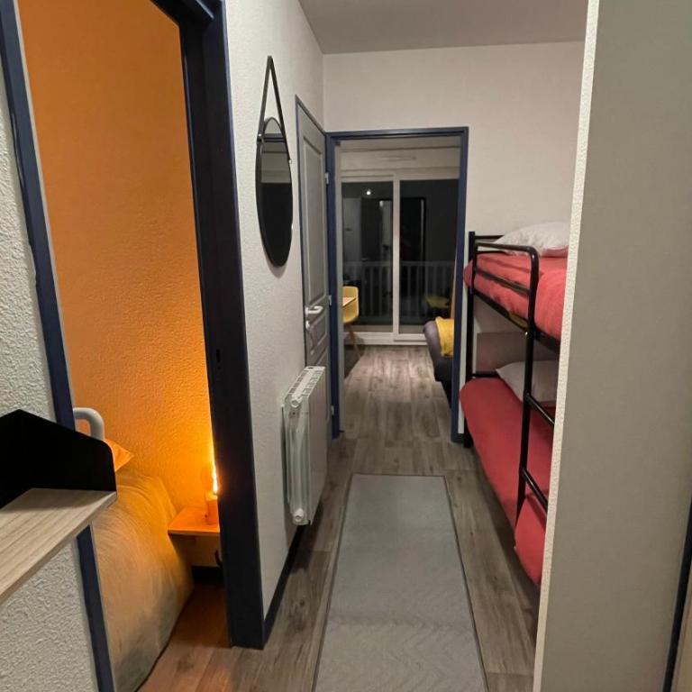 T2 Bixta eder, avec balcon et parking gratuit - Apartment mit 2 Schlafzimmern - 9