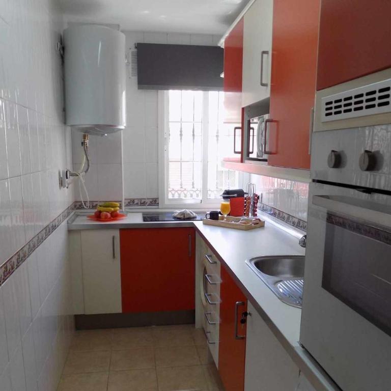 La Farola Centro de Málaga con Parking 445 Max - Apartamento de 2 dormitorios - 7