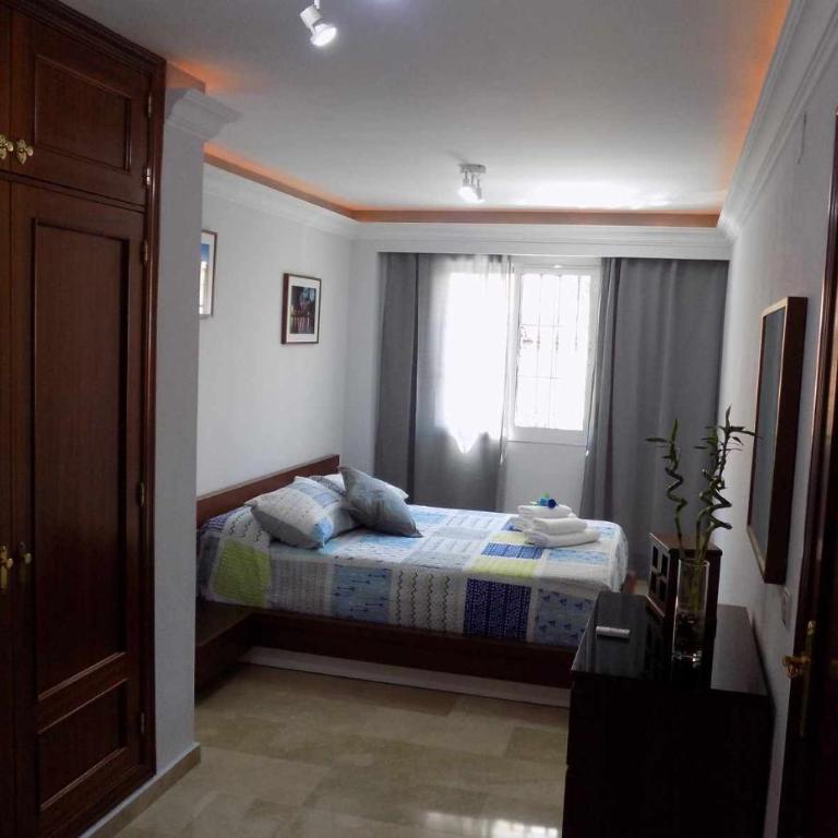 La Farola Centro de Málaga con Parking 445 Max - Apartamento de 2 dormitorios - 15