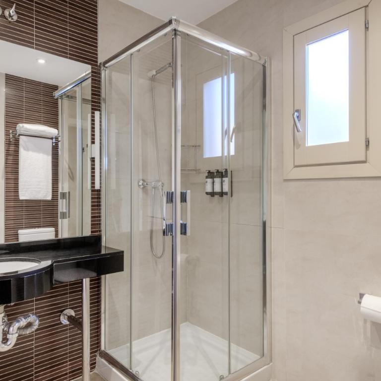 Hotel Larios Málaga - Apartamento Dúplex - 5