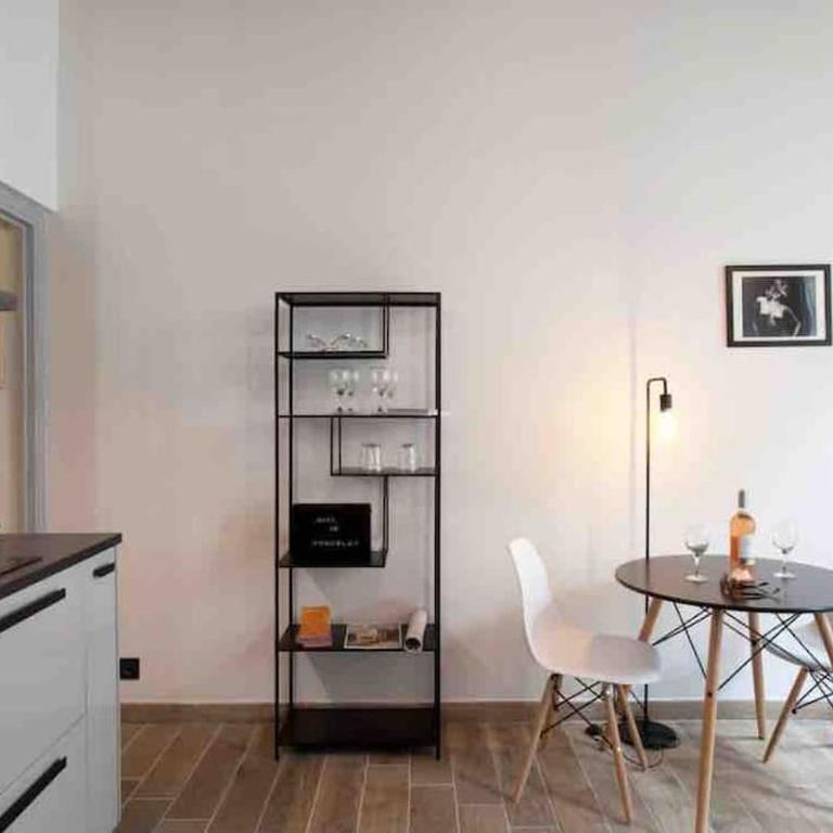 Appartement lumineux en centre-ville - Appartement 1 Chambre - 20