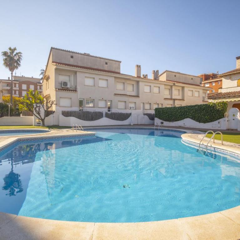 R141 Manila Resort Patio - Casa de 4 dormitorios - 1