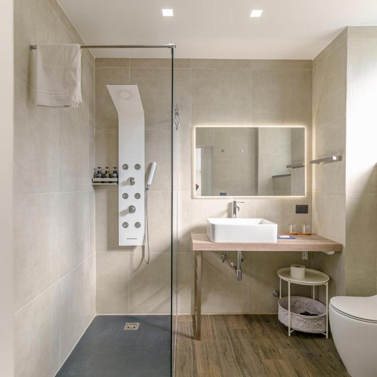 SiSTO18 - Double Room with Spa Bath - 6