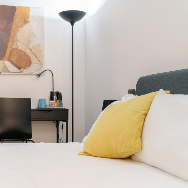 SiSTO18 - Double Room with Extra Bed - 22