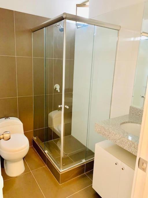 Departamento de Lujo en zona financiera San Isidro - Apartamento de 2 dormitorios - 3