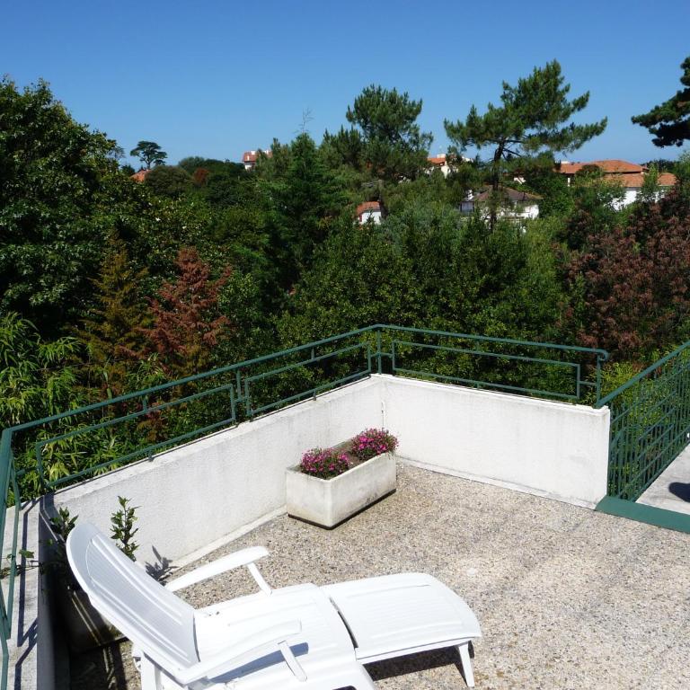 Appartement Ranavalo Pays Basque - Appartement - Vue sur Jardin - 8