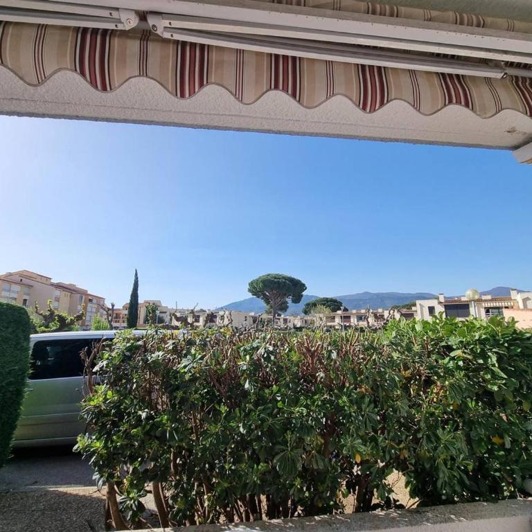 Studio cabine 4 pers. RDC, terrasse sud, 300m plage et commerces - FR-1-388-205 - Studio - 9