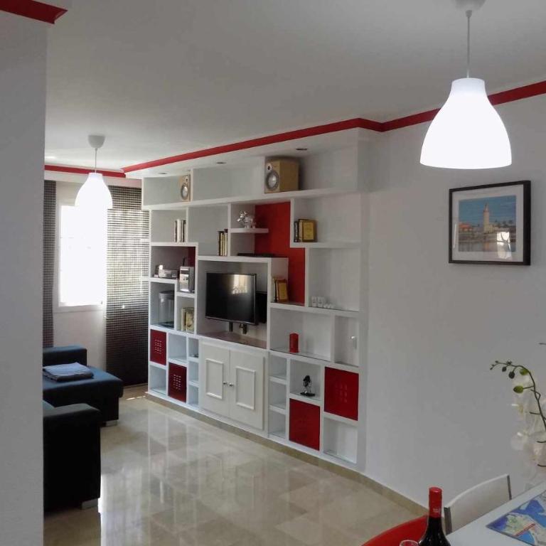 La Farola Centro de Málaga con Parking 445 Max - Apartamento de 2 dormitorios - 36