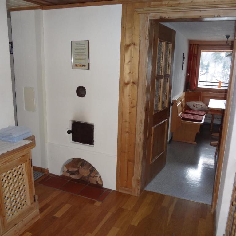 Haus Sonnegg - Apartment mit 1 Schlafzimmer und Balkon - 17
