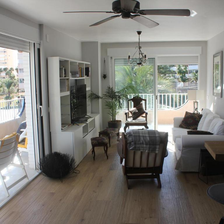 Departamento de categoría en Playa San Juan, con vistas al mar y a metros de la playa - Two-Bedroom Apartment - 9