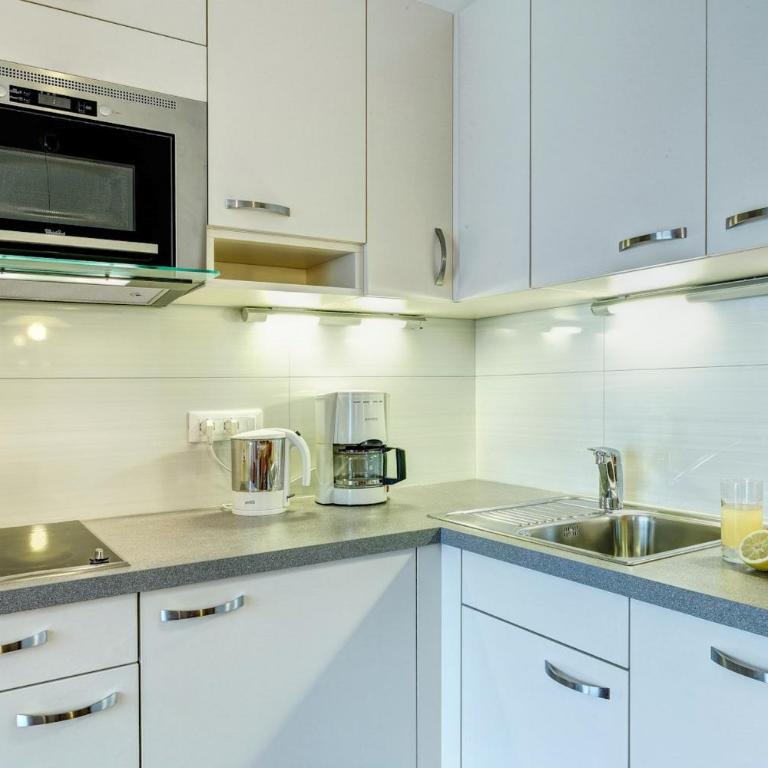 Residence Neuhäuslhof, Apartments Meran, GuestPass - Appartamento con Vista Montagna - 1