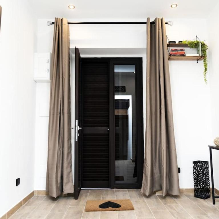 Artisti Home Naples - Appartamento con 2 Camere da Letto - 9