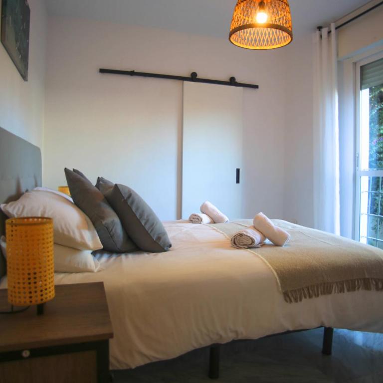 MARBELLA HOME RENTALS - 2BR, 2BTH apartment near Puerto Banús - Apartamento de 2 dormitorios - 17