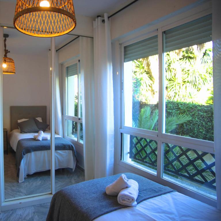 MARBELLA HOME RENTALS - 2BR, 2BTH apartment near Puerto Banús - Apartamento de 2 dormitorios - 6