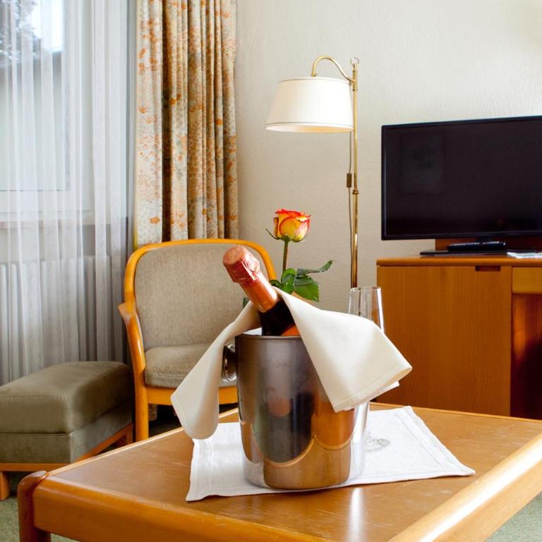 Kurhotel Roswitha - Superior Einzelzimmer mit Balkon - 2