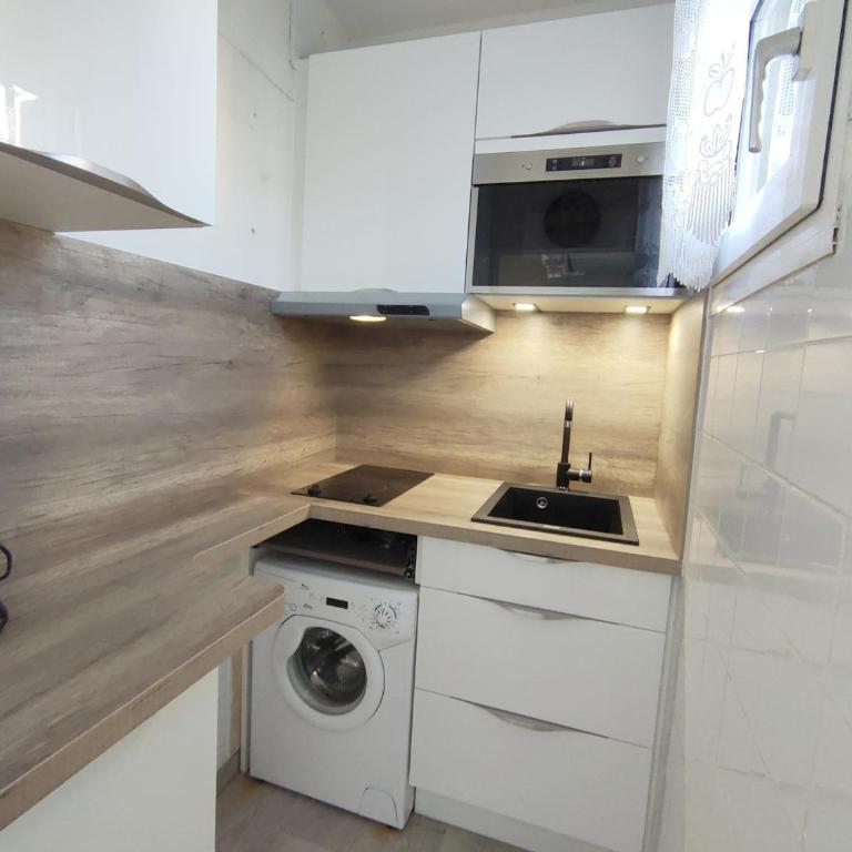 T1 calme avec parking et climatisation à Balaruc-les-Bains - FR-1-503-171 - Apartment - 3