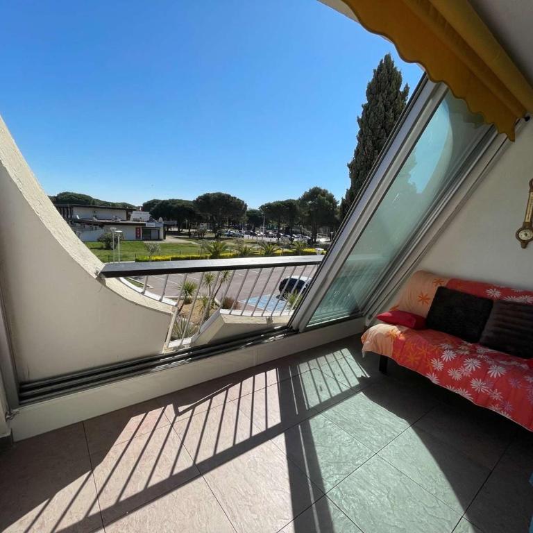 Studio climatisé 4 pers avec piscine et parking à Port Camargue - FR-1-250-230 - Appartamento - 2