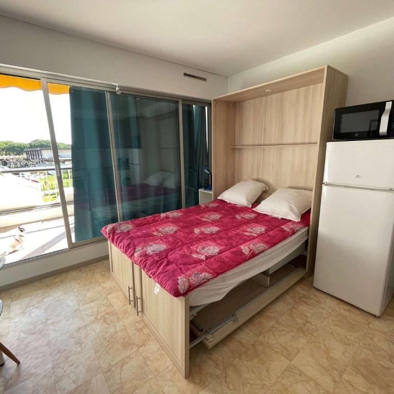 Studio climatisé 4 pers avec piscine et parking à Port Camargue - FR-1-250-230 - Appartamento - 5