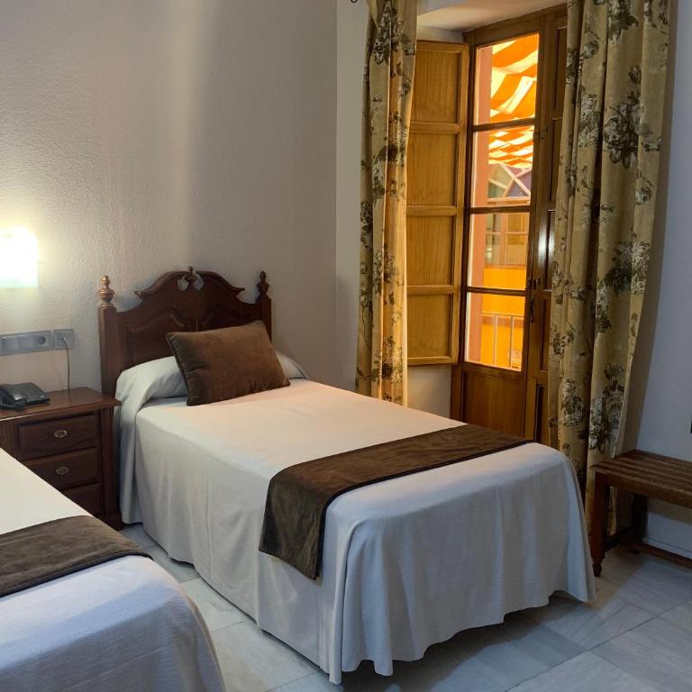 Hotel Casa Museo de la Mezquita - Twin Room - 3