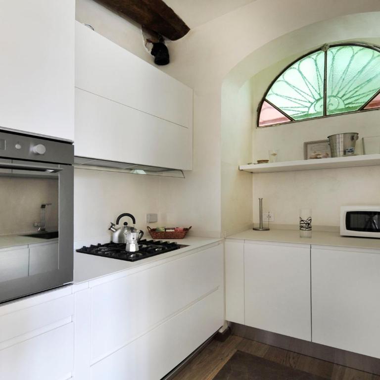 UR NEST Santo Stefano B - Appartamento con 2 Camere da Letto - 4
