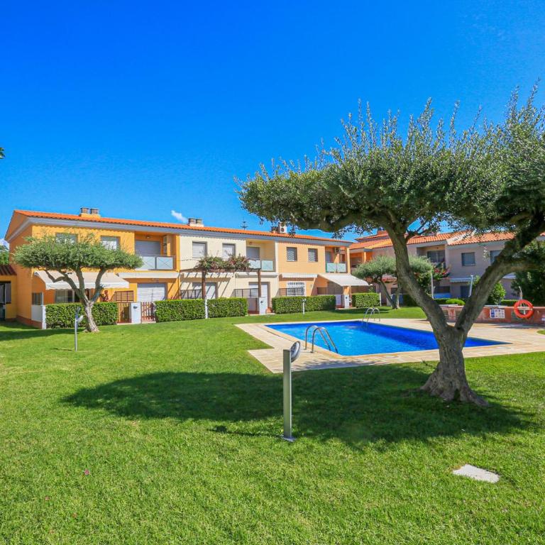 LITORAL COSTA DORADA - TARONGERS 31 Only families - Two-Bedroom House - 4