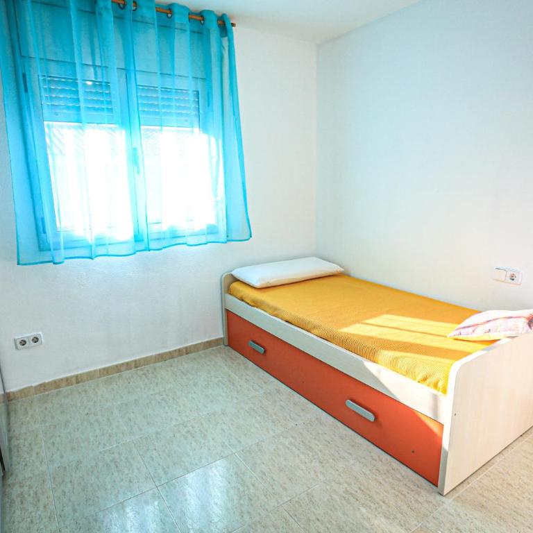 LITORAL COSTA DORADA - TARONGERS 31 Only families - Two-Bedroom House - 22