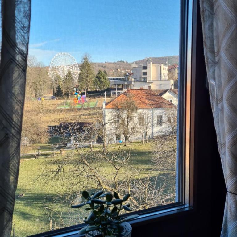 MS Apartman - Apartman sa Terasom - 16