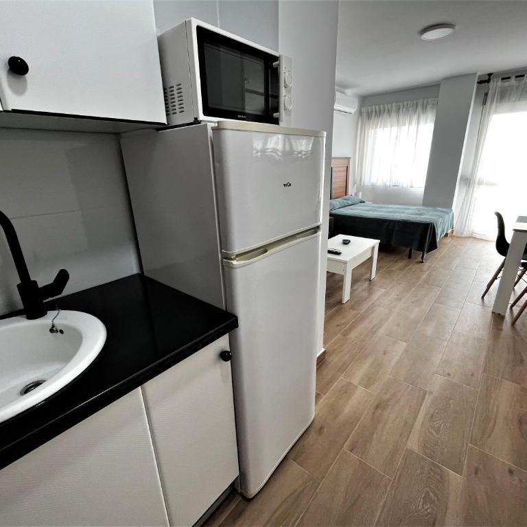 VER7 - ESTUDIO, Wifi, Fire Stick Amazon, Terraza, Vistas al mar, Piscina - Estudio con terraza - 13