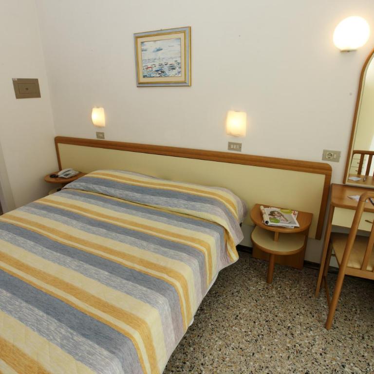 Hotel Conti - Doppelzimmer - 3