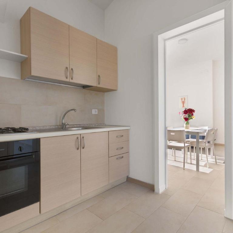 Residence Mare Azzurro - Appartamento - Piano Terra - 13