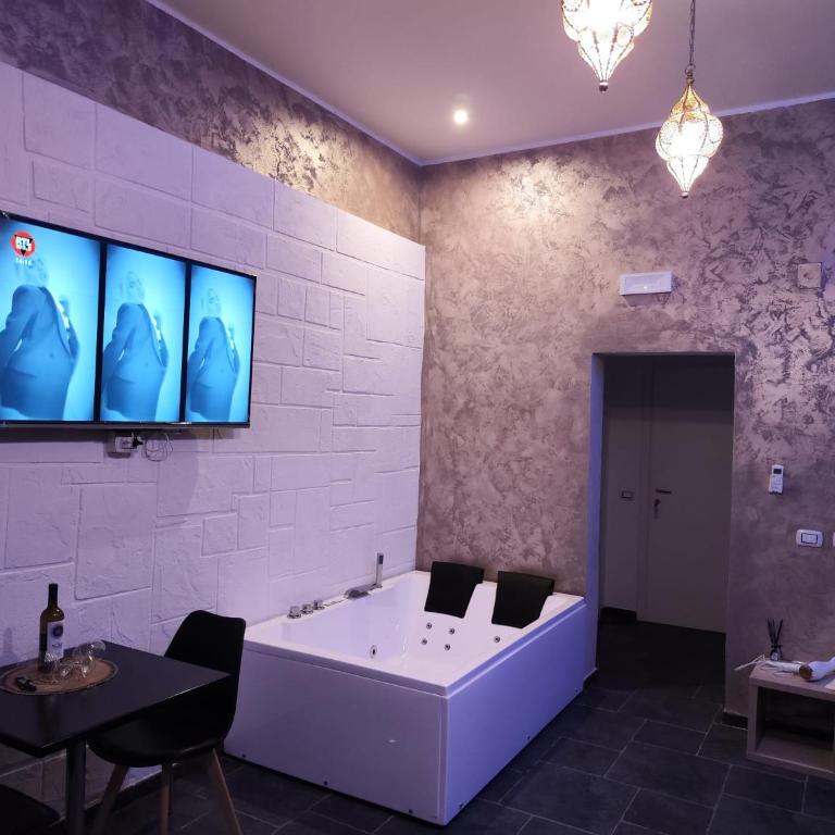 Suite Marrakech - Queen Room with Spa Bath - 2