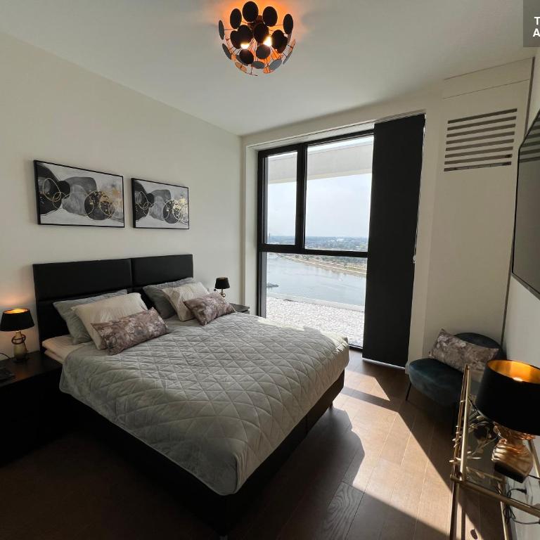 BW TERRACE top floor apartments with river view & self check-in - Deluks Apartman - 9