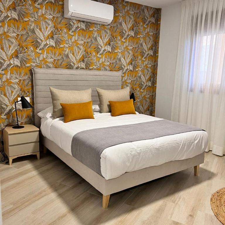 Apartamentos Doña Emilia - Two-Bedroom Apartment - 6