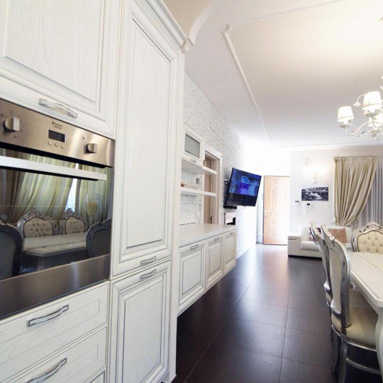 Villa in Apulia with Pool and Barbecue - Casa Vacanze con 4 Camere da Letto - 16
