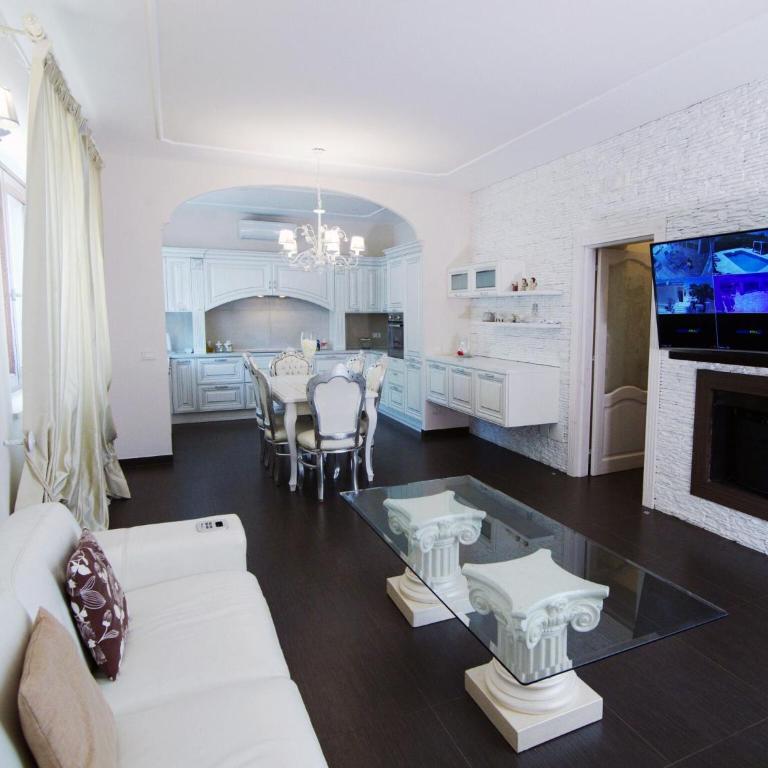Villa in Apulia with Pool and Barbecue - Casa Vacanze con 4 Camere da Letto - 8