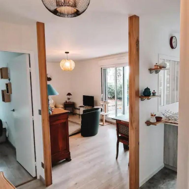 T3 refait à neuf /Plage/Centre/Gare/Terrasse/Pkg/wifi - Apartamento de 2 dormitorios - 19