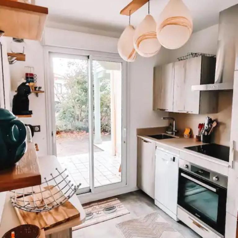 T3 refait à neuf /Plage/Centre/Gare/Terrasse/Pkg/wifi - Apartamento de 2 dormitorios - 25