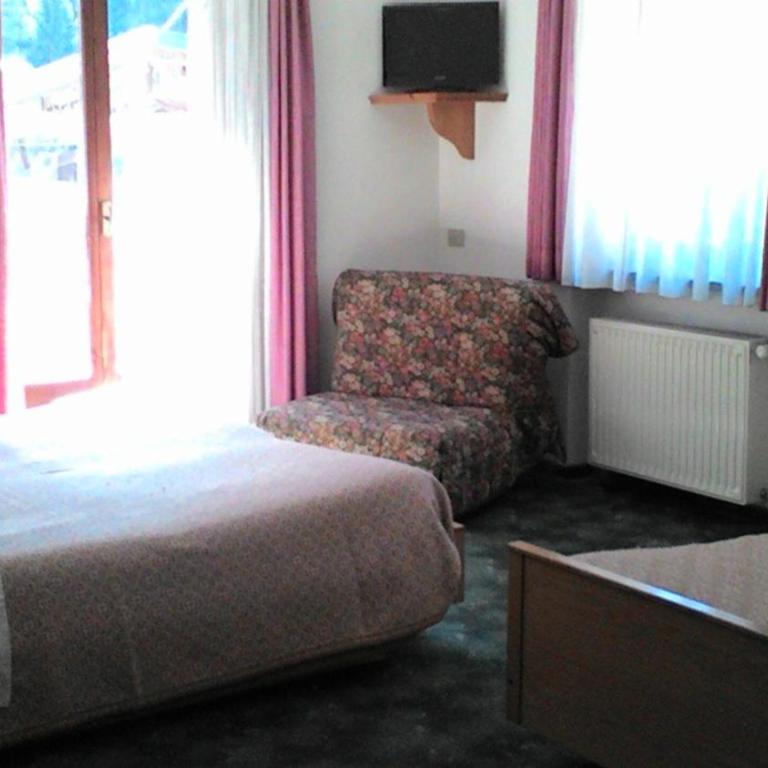 B&B Chiara- Alleghe - Camera Tripla - 6